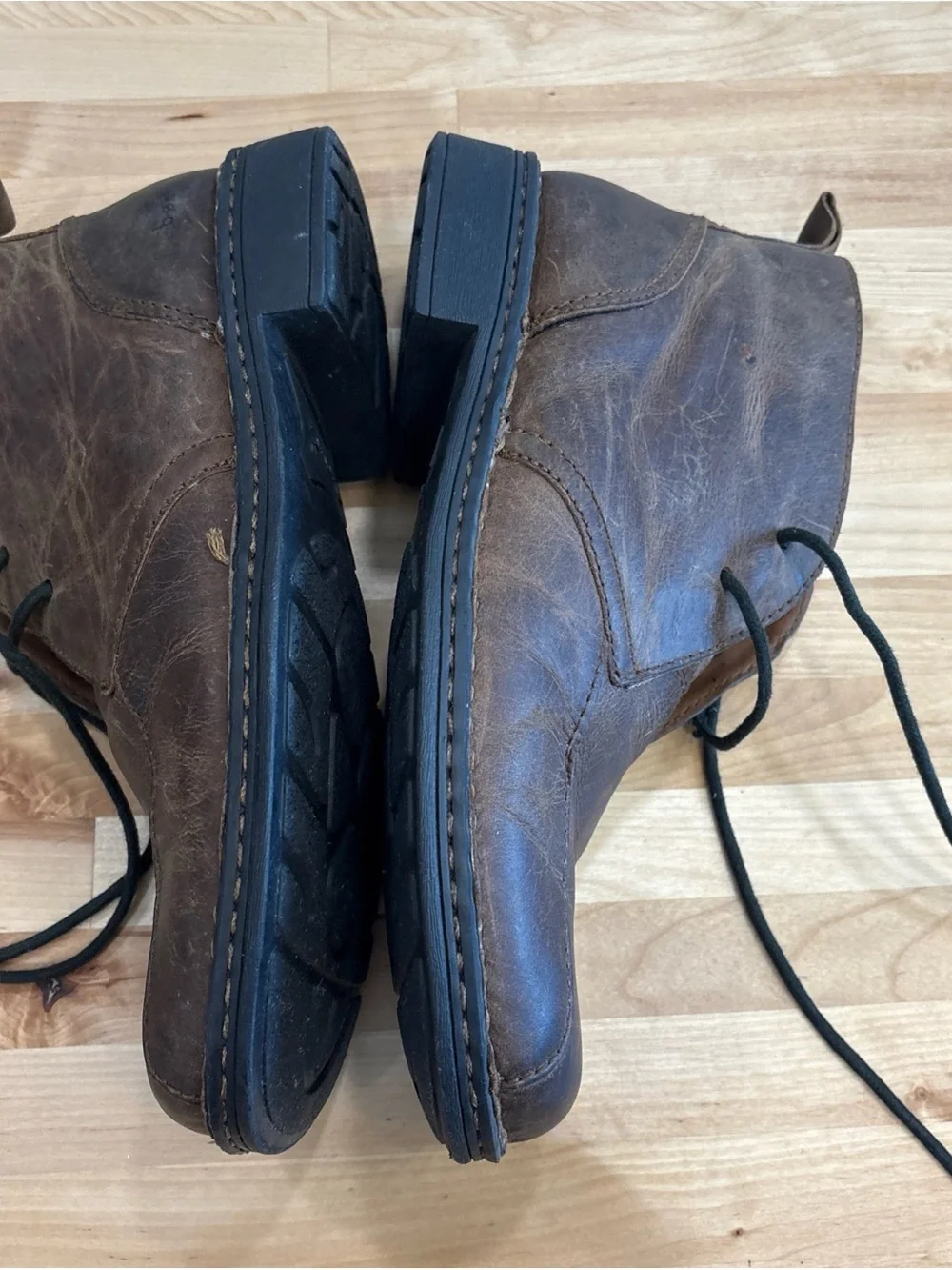 BOC Born Harrison Men's Brown Leather Casual Distressed Chukka Boot Sz 10 /42